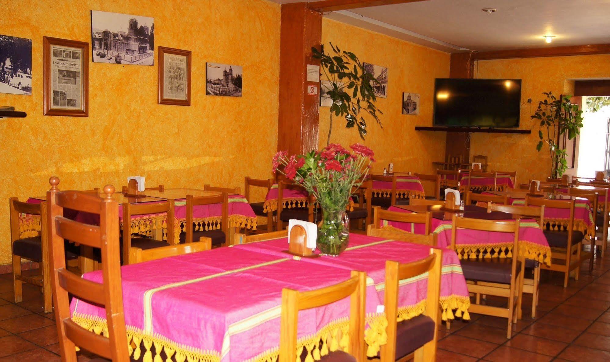 Oyo Hotel Mi Casa, Oaxaca Centro 外观 照片