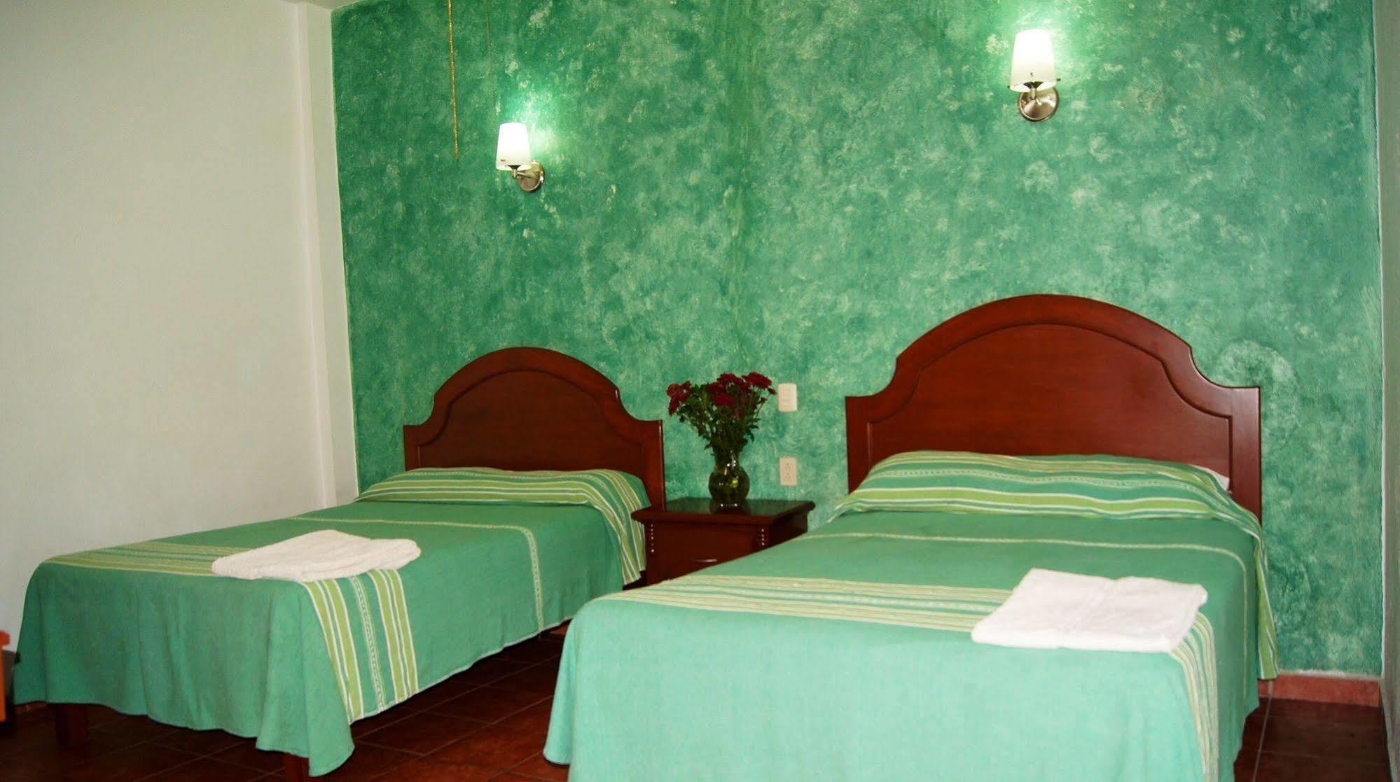 Oyo Hotel Mi Casa, Oaxaca Centro 外观 照片
